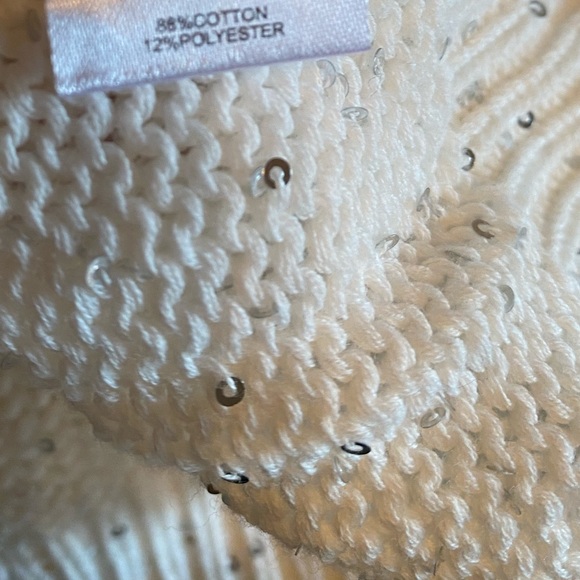 New🎊Ivory sequin top - Picture 4 of 5